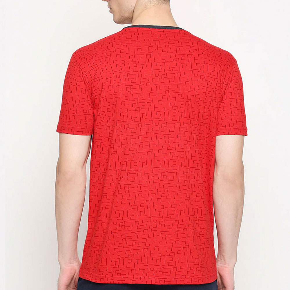 Top Quality Casual Wear Men T-Shirt Light Weight Men T-Shirt Customized Color Men T-Shirt
