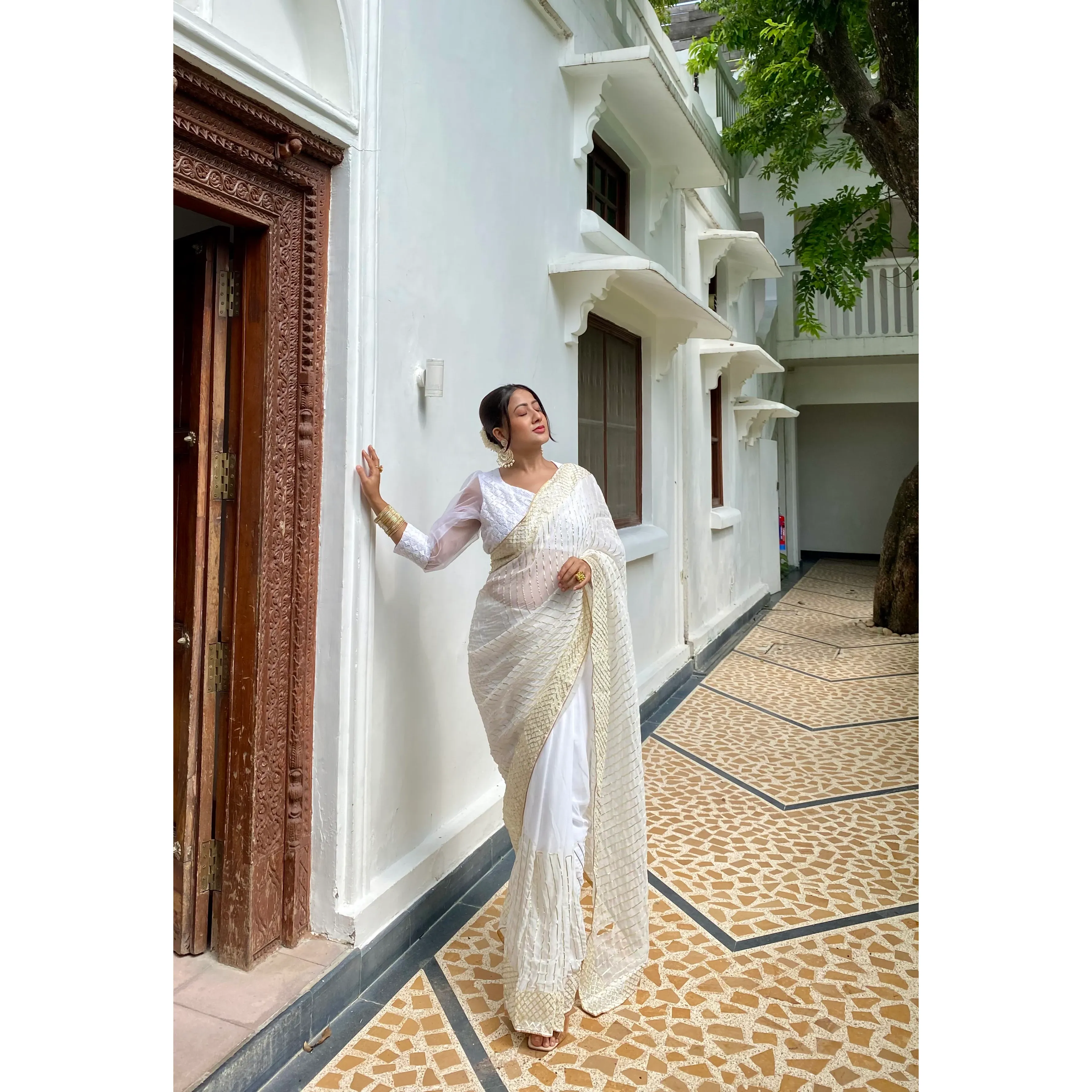 White Sand Golden Vintage Straight Floor-Length Elegant Prom Gown Draped Contemporary Ethnic Evening Occasion Wear Full Sleeve