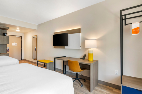 Unique Hotel Furniture Solutions for High-End Hotel Bedrooms