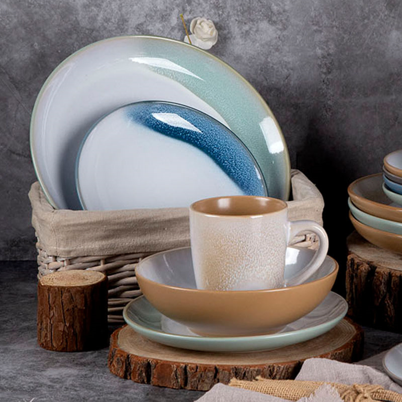 Modern 16-Piece Stoneware Dinnerware Collection with Elegant Bowls