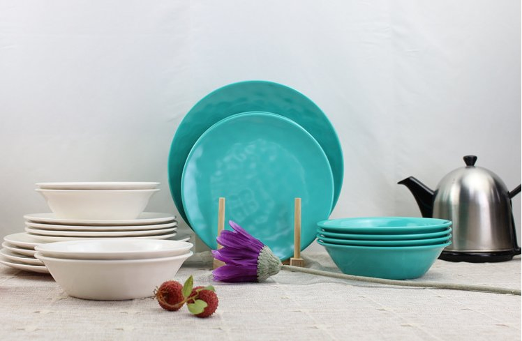 Factory Direct Supply Food Grade Melamine Plastic Cookware Sets Tableware 12PCS Dinner Set