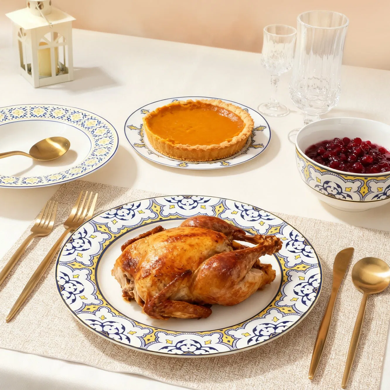 Elegant Crockery Porcelain Tableware Ceramic Dinner Set for Stylish Dining Experiences