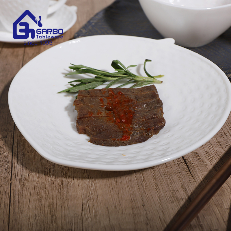 Clean Plain White Opal Glass Food Serving Dishes and Plates Tableware Strawberry Shaped Dinner Set Opal Glassware