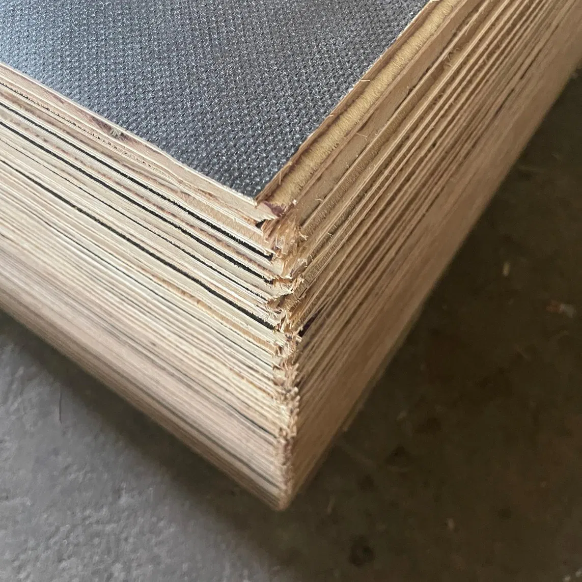 Heavy-Duty Structural Timber Boards - Durable Moisture-Proof Plywood Solutions