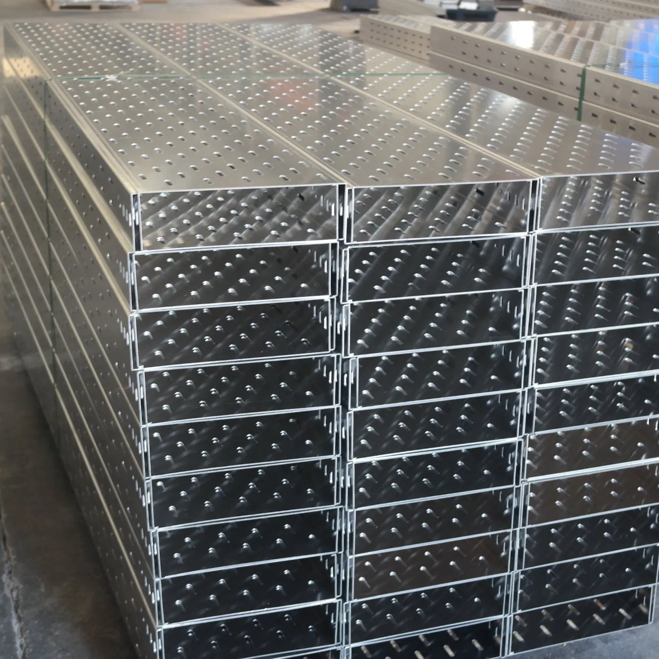 Ladder Cable Tray Solutions for Industrial Use - Custom Manufacturer Designs