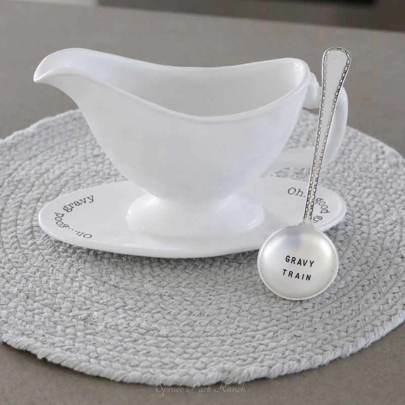 Oh...Good Gravy: Fun and Functional Boat Cup Set for Adventures