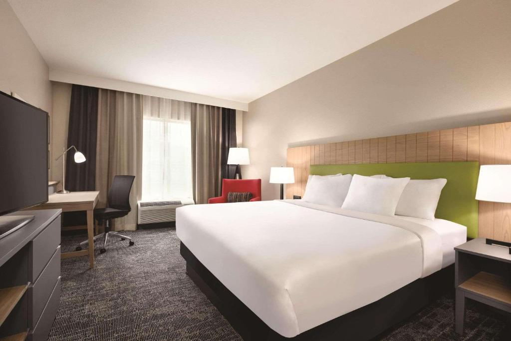 Unique Hotel Furniture Solutions for High-End Hotel Bedrooms