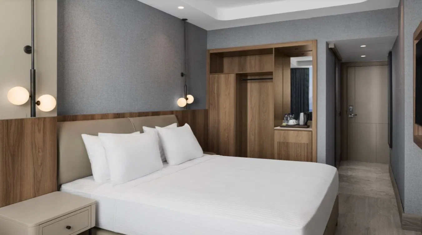 Unique Hotel Furniture Solutions for High-End Hotel Bedrooms