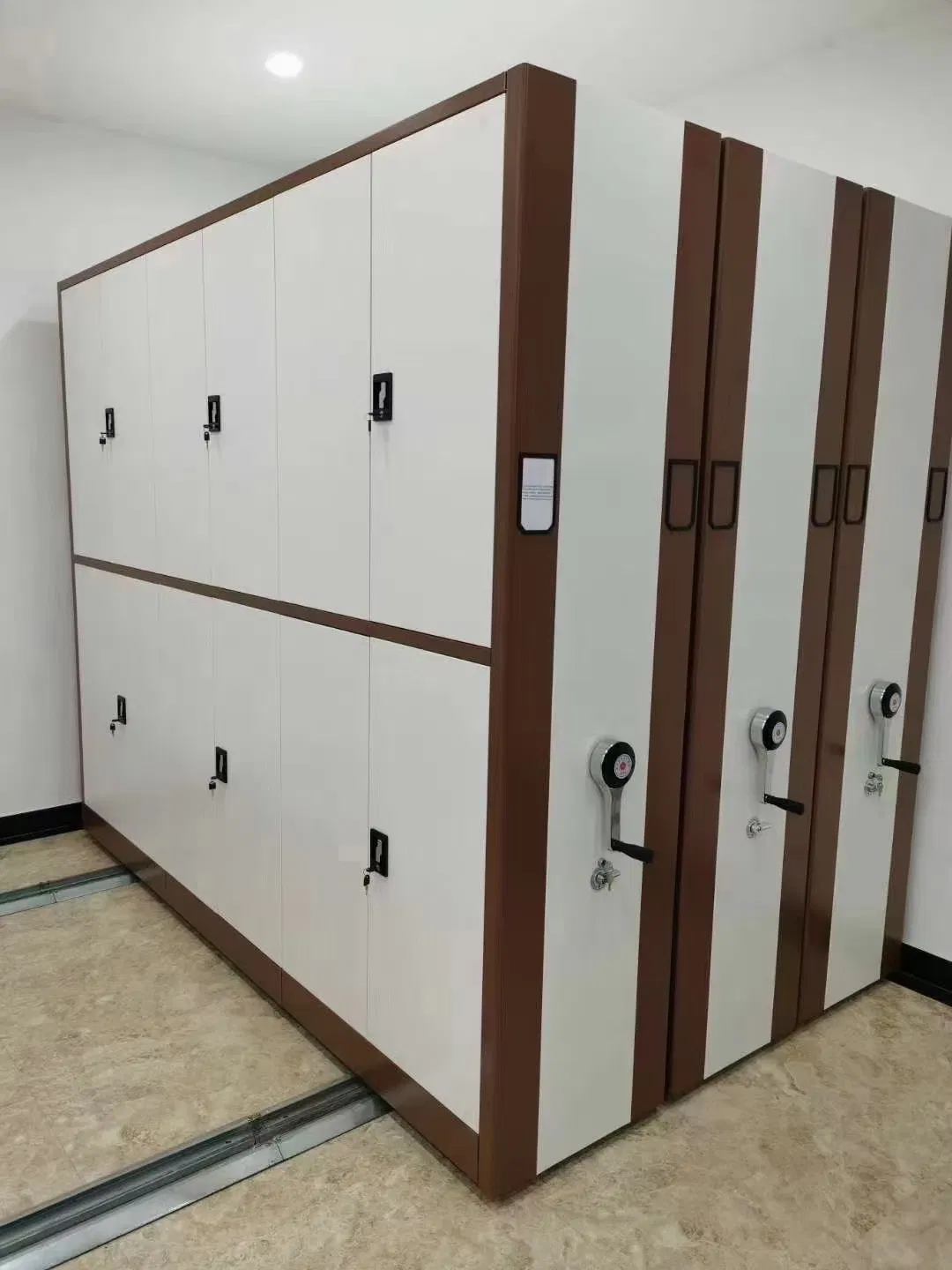 Modern Design Compact Metal Shelving Factory-Priced Hand-Operated File Management System for School &amp; Hospital Applications