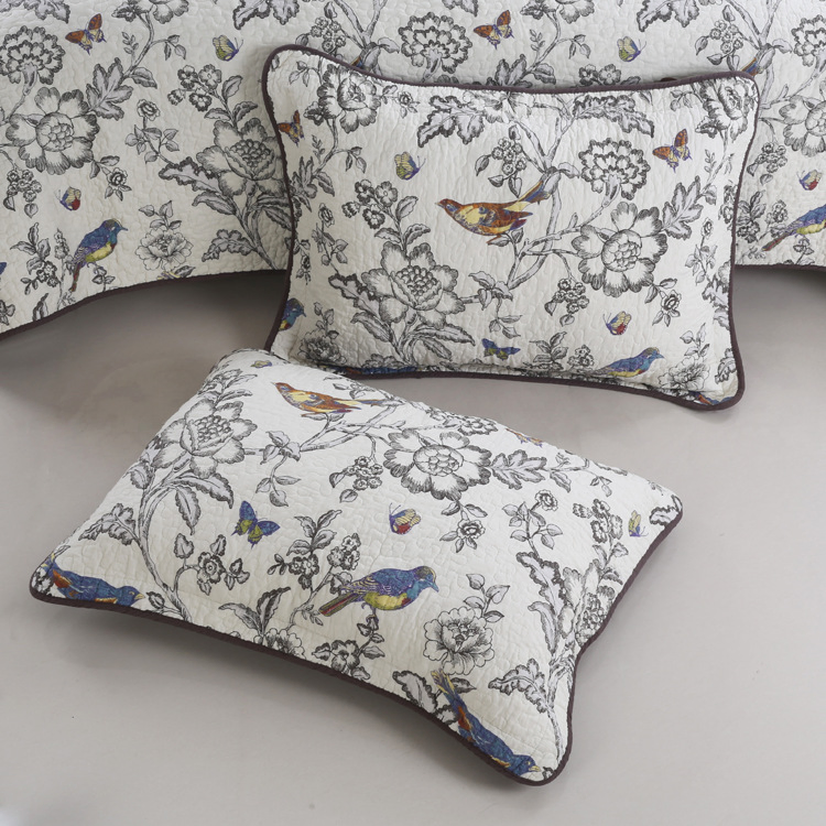 China Supplier Luxury Hotel Home Bedding Fitted Sheet Set Embroidered Patchwork Quilts Embossed Bedspread