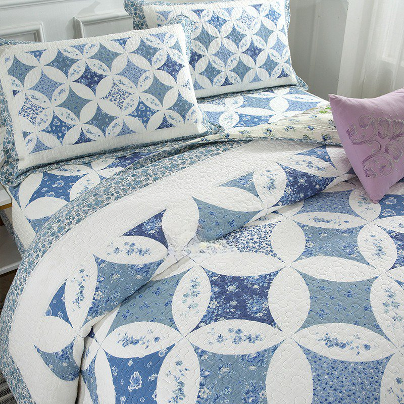 Factory Direct Sale Comfortable Fitted Luxury Wedding Bedding Set Bedspread