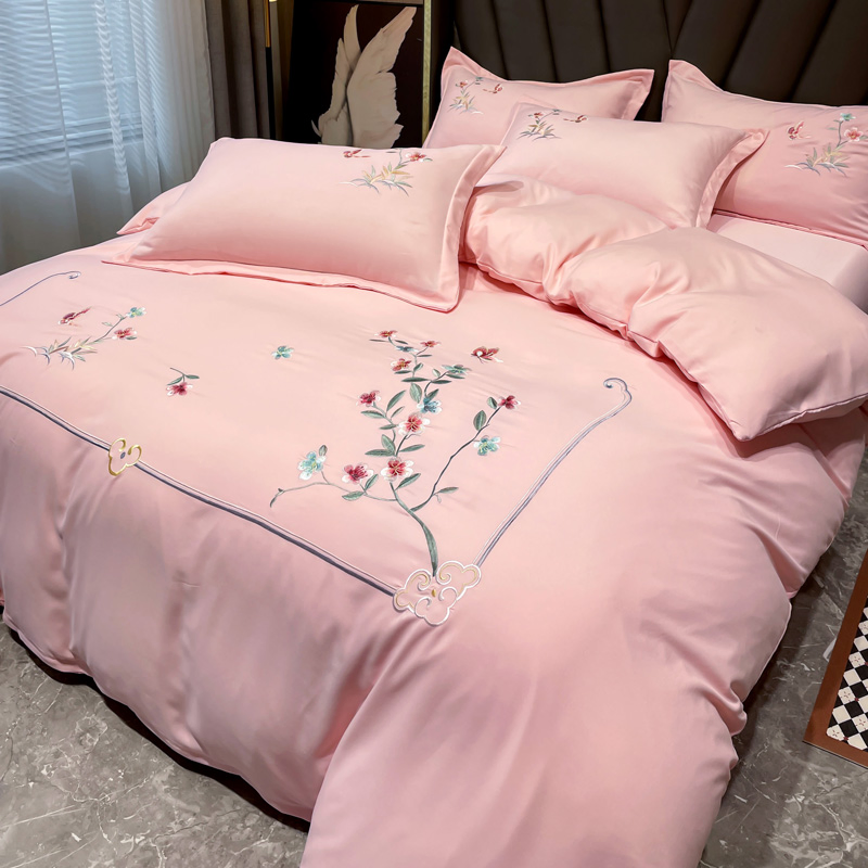 Factory Supply Embroidery Wedding Set 100% Polyester Luxury Bedsheets Sets Bedding