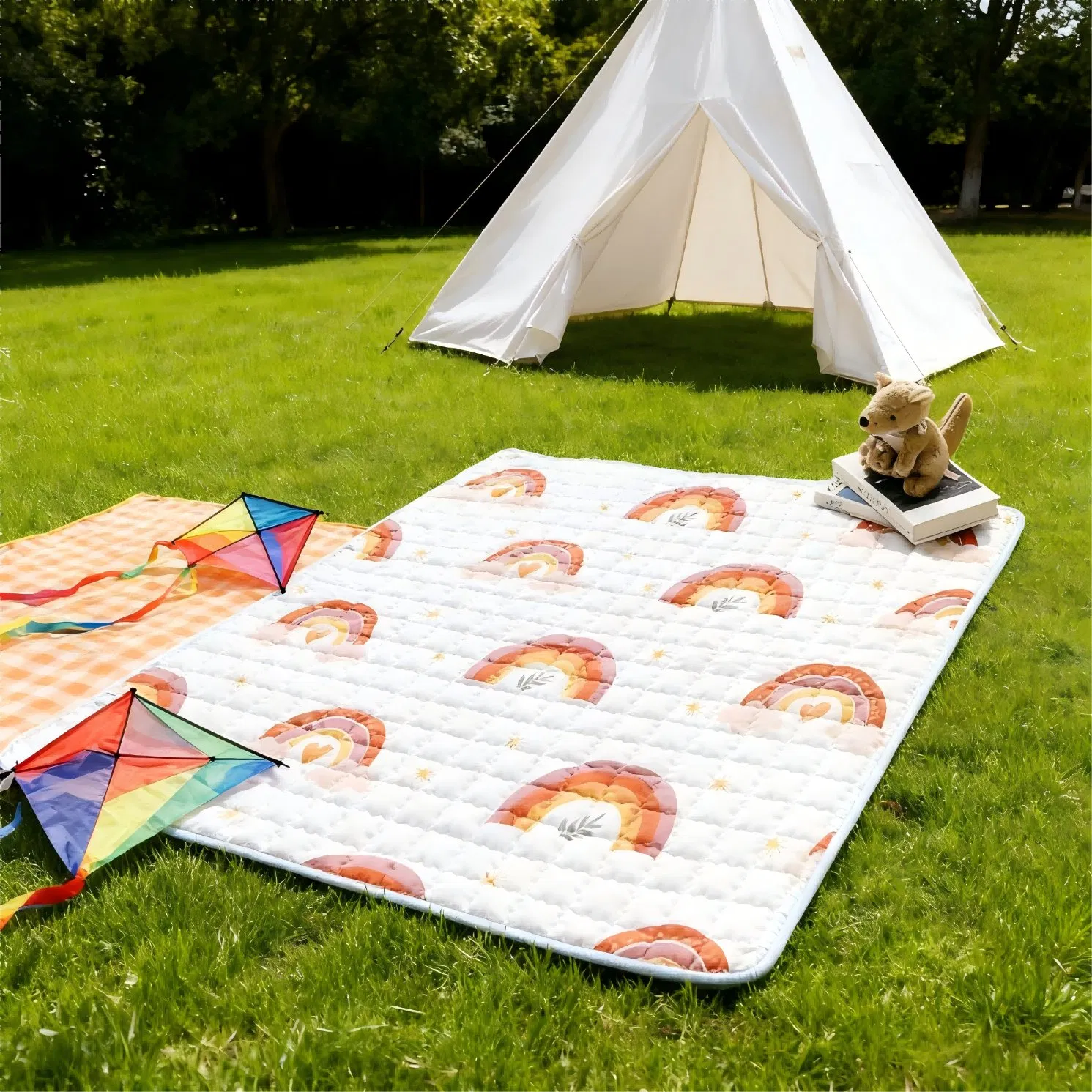 Foldable Soft Cotton Crawling Mat Size 71X59 for Family Picnic with CE Approved Safety Standard