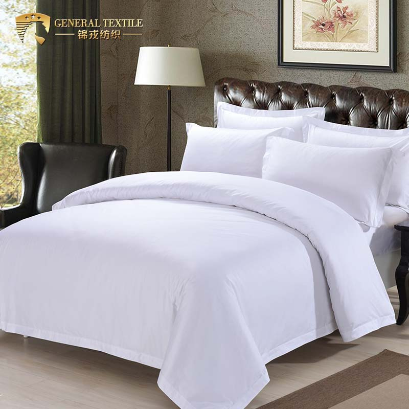 China Factory Wholesale Luxury Embroidered Bedding Set Platinum Home Hotel Bedding