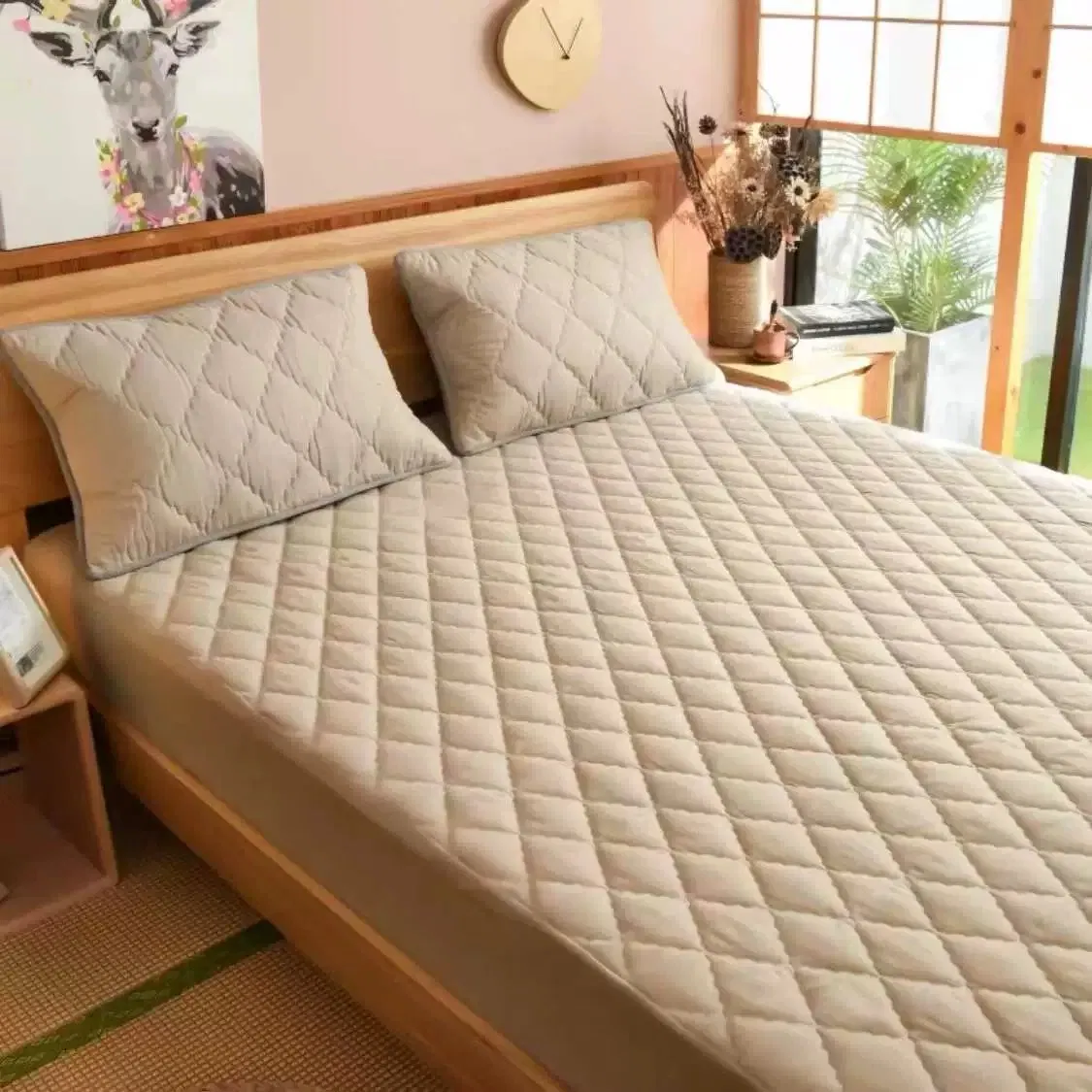Quilted Waterproof Microfiber Mattress Cover Elastic Style