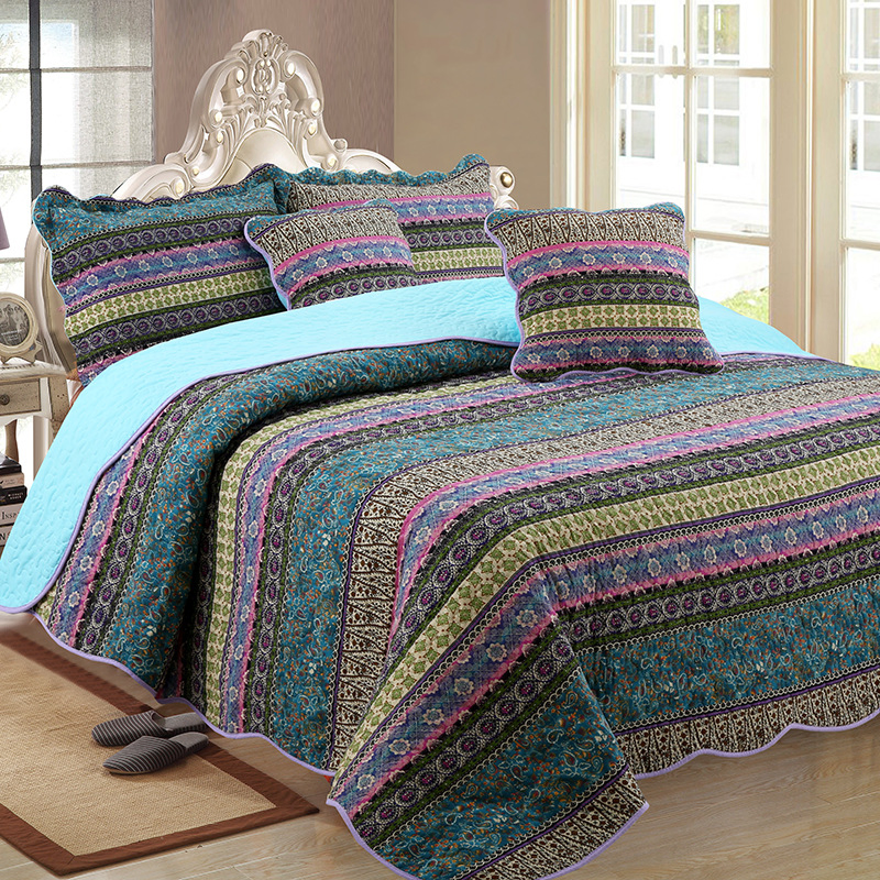 Factory Direct Sale Comfortable Fitted Bed Skirt Luxury Wedding Bedding Set Quilted Bedspread