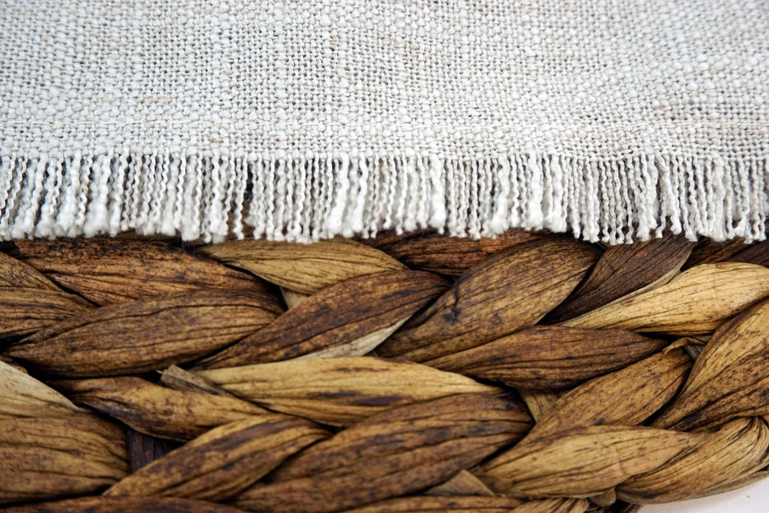 Wholesale Popular Cloud Color Linen Fringe Napkins with Tassel Party Cloth Dinner Cocktail Wedding Hotel Table Linen