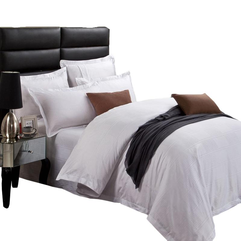 Customized Quilt Cover Luxury Embroidered Home Cotton Hotel Bedding Set