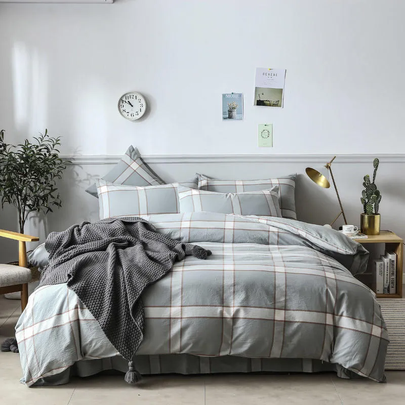 Modern Style Bedding