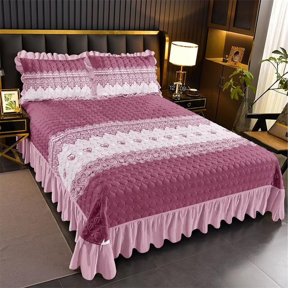Double Bed Cotton Quilt for Summer Breathable Polyester-Filled Duvet Jacquard Technique Bedding Sets for Hotel Wedding Hospital