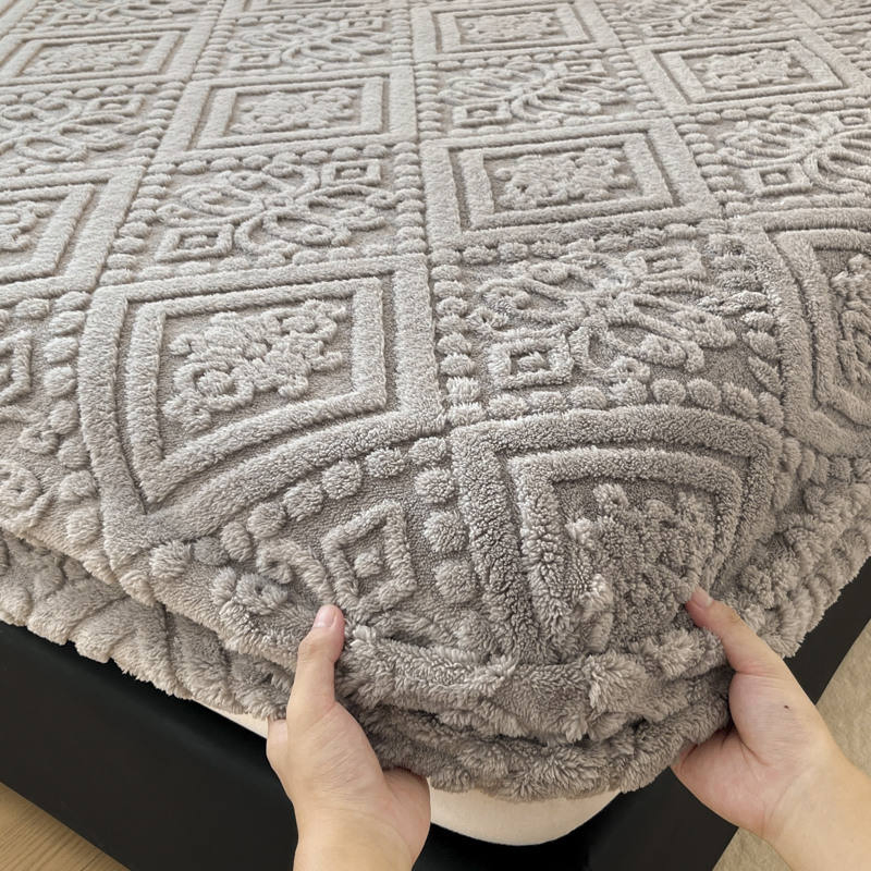 American Style Coral Velvet Bedsheet Bedspread Thickened Thermal Protective Full Mattress Cover Woven Technique for Winter Fitted Sheet