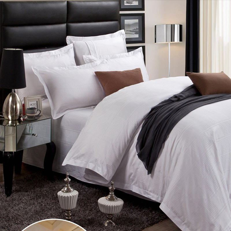 Customized Quilt Cover Luxury Embroidered Home Cotton Hotel Bedding Set