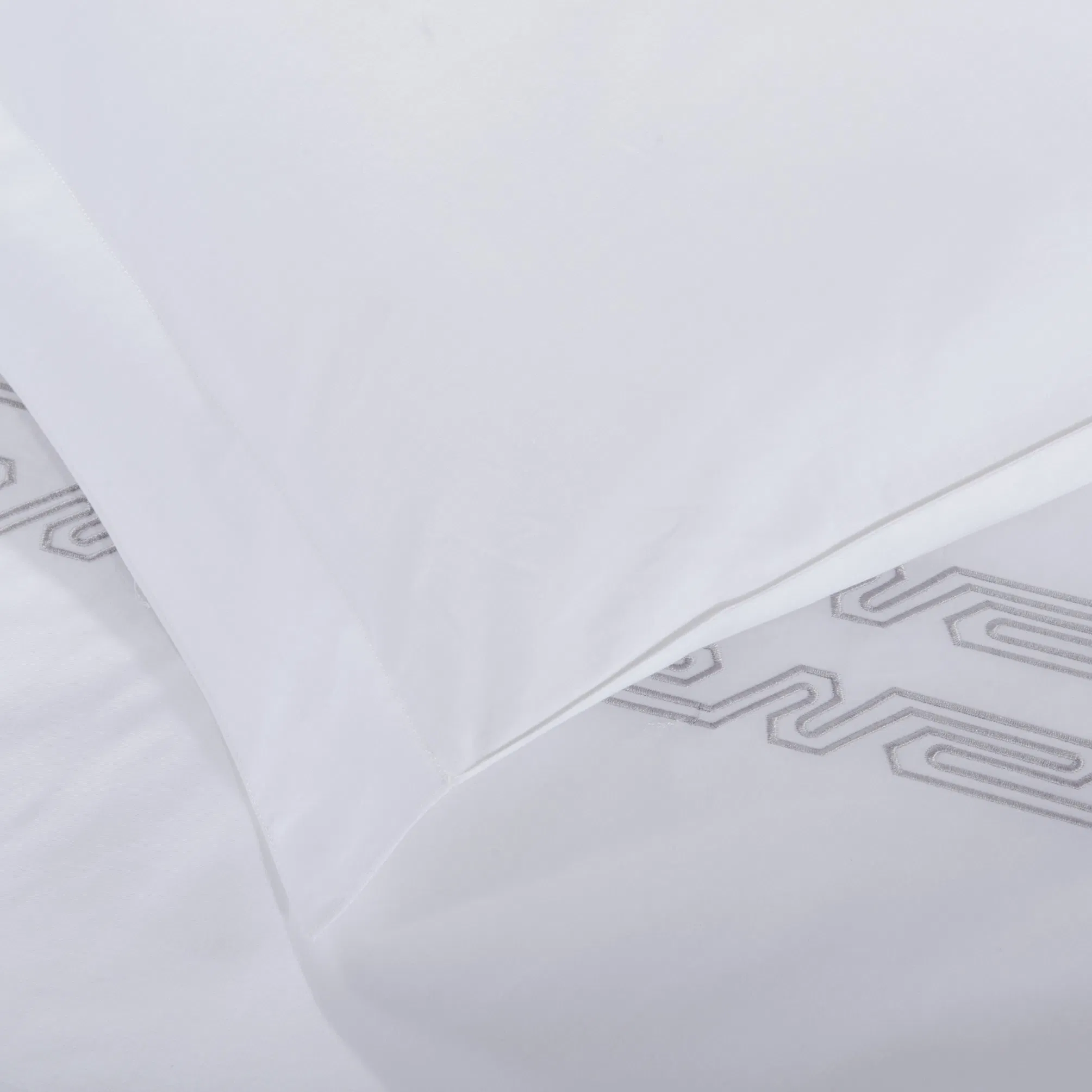 Luxury Hotel Linen Embroidery Bedding Set