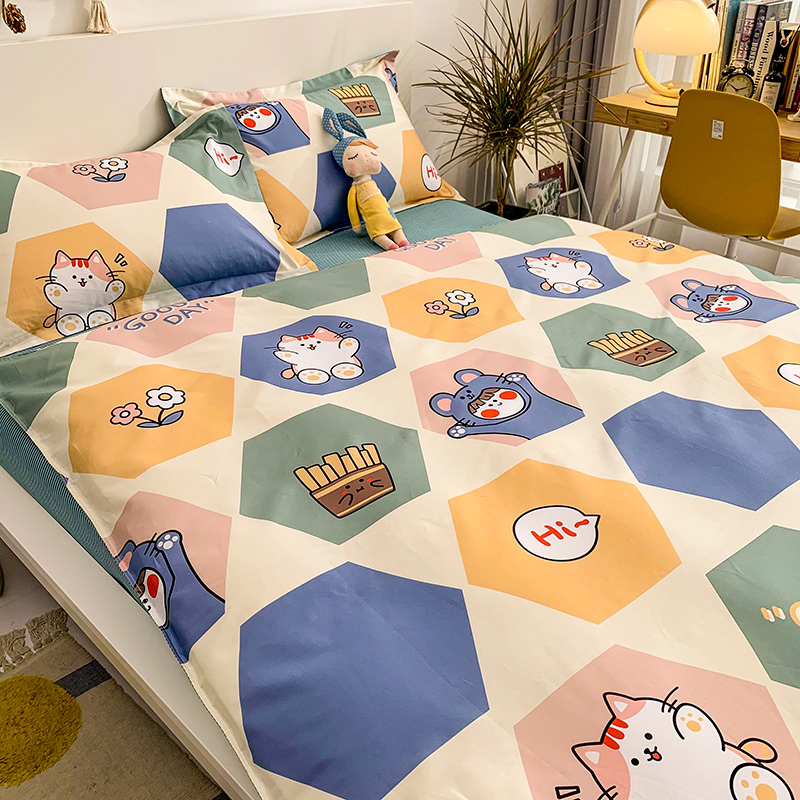 Wholesale Hotel Flower Pattern Home Reversible Prime Quality Bedding Sets