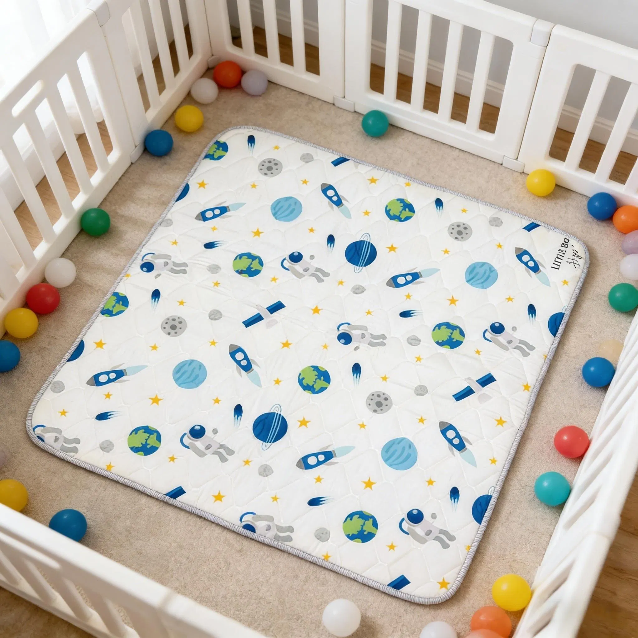 Foldable Soft Cotton Crawling Mat Size 71X59 for Family Picnic with CE Approved Safety Standard