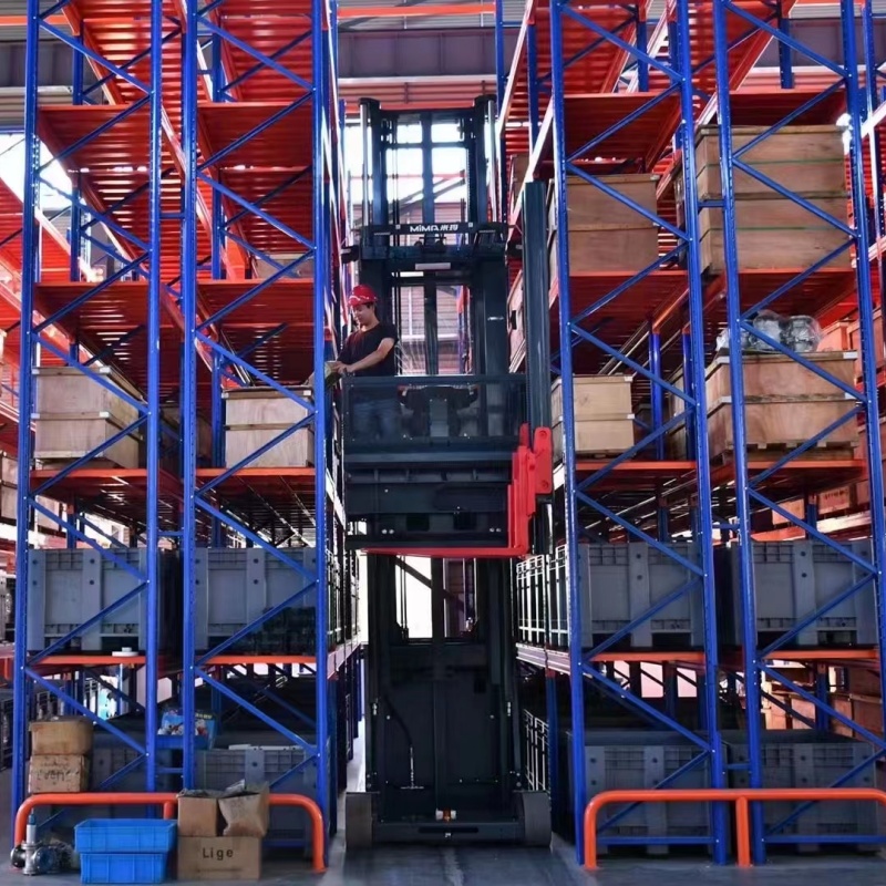 Best Seller Heavy Duty VNA Pallet Racking Q235B Steel 2000kg  Per Layer Custom Warehouse Storage Selective Narrow Aisle Racks