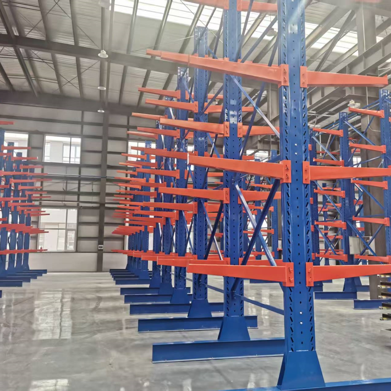 Commercial Grade Cantilever Shelf Heavy Steel Construction Rack for Factory and Yard Storage