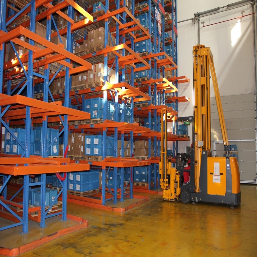 Heavy Duty VNA Pallet Rack Adjustable Steel  5 Layer Customized Selective Pallet Rack Industrial Warehouse Storage Racks