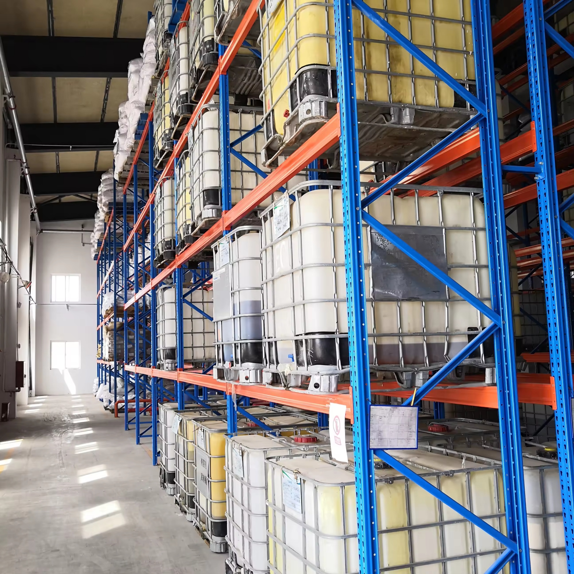 Industrial Warehouse Storage Pallet Racking Customized Steel Teardrop Selective Pallet Racking System for Distribution Center