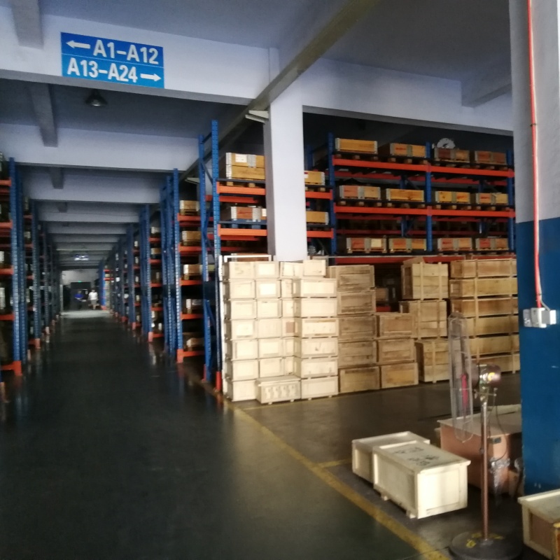 Heavy Duty 5 Layer Teardrop Pallet Rack with Durable High Load Capacity for Manufacturing Facilities Warehouse Storage