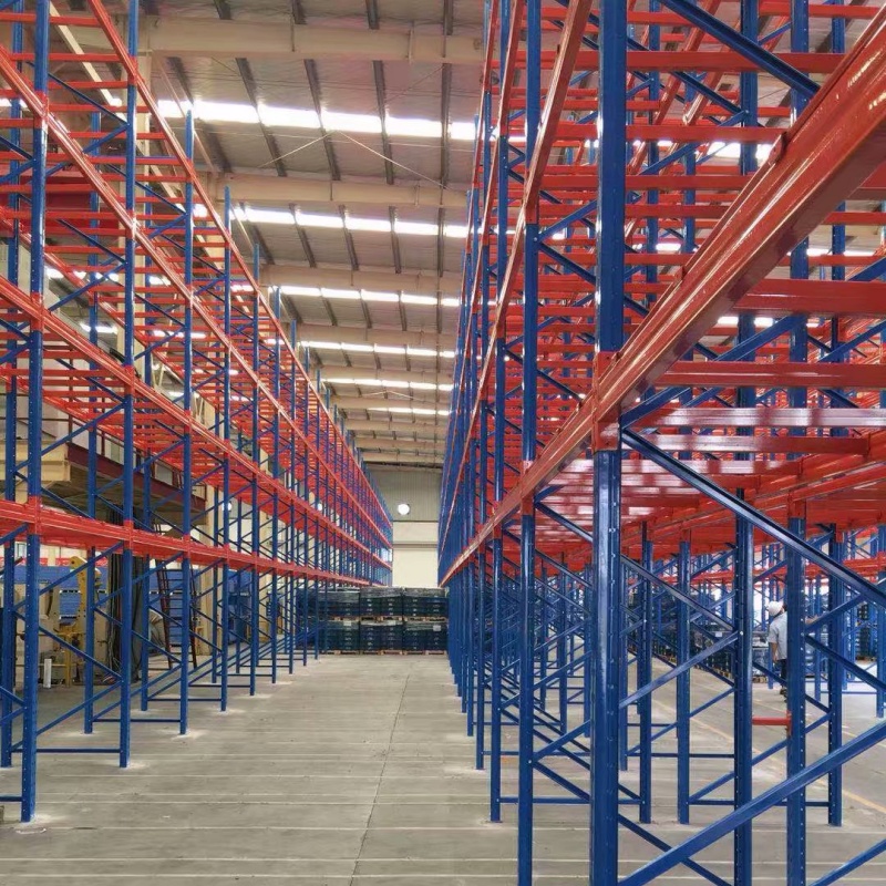 Heavy Duty Selective Teardrop Pallet Rack High Load Capacity for Distribution Center Inventory Management