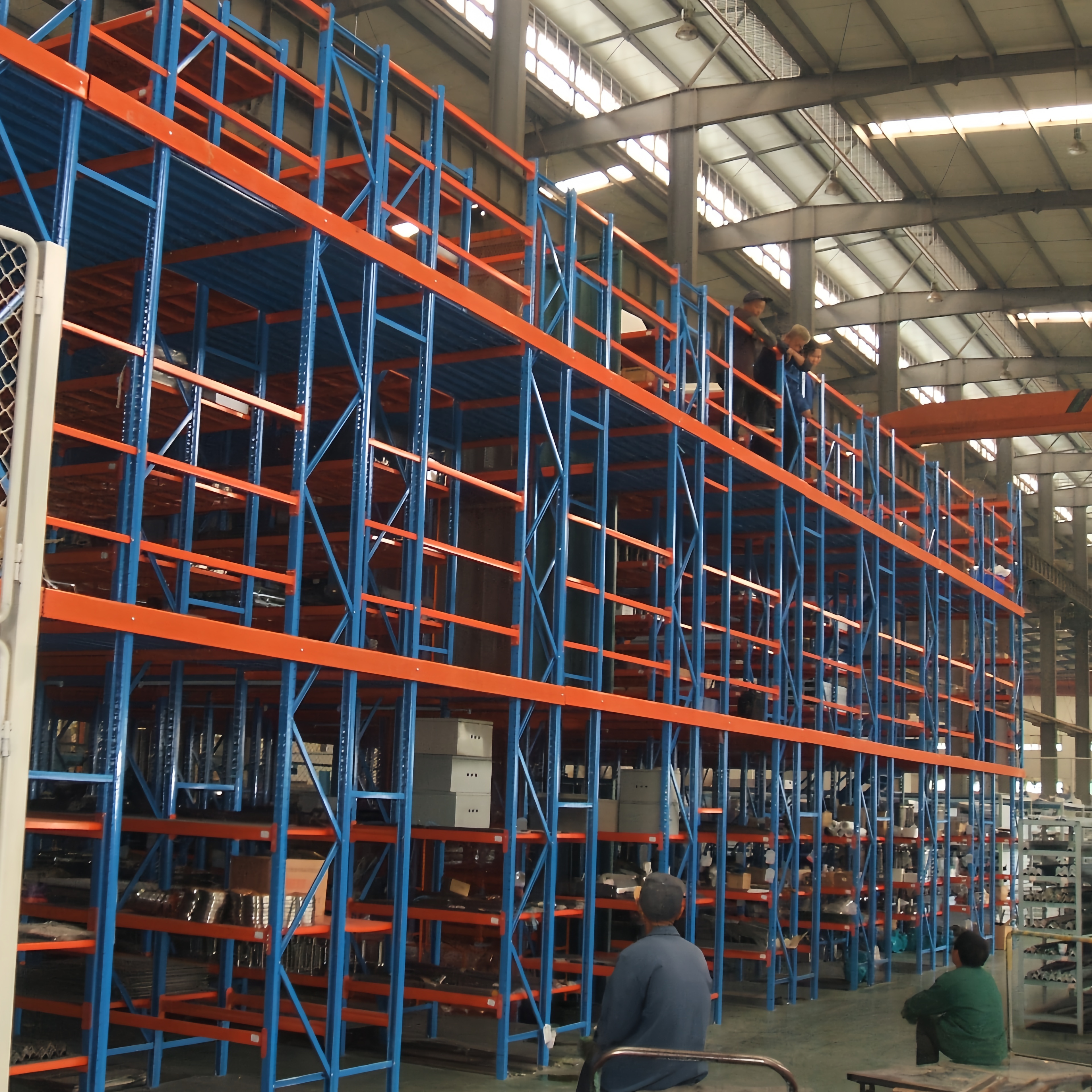 Multi-layer customizable Mezzanine racking