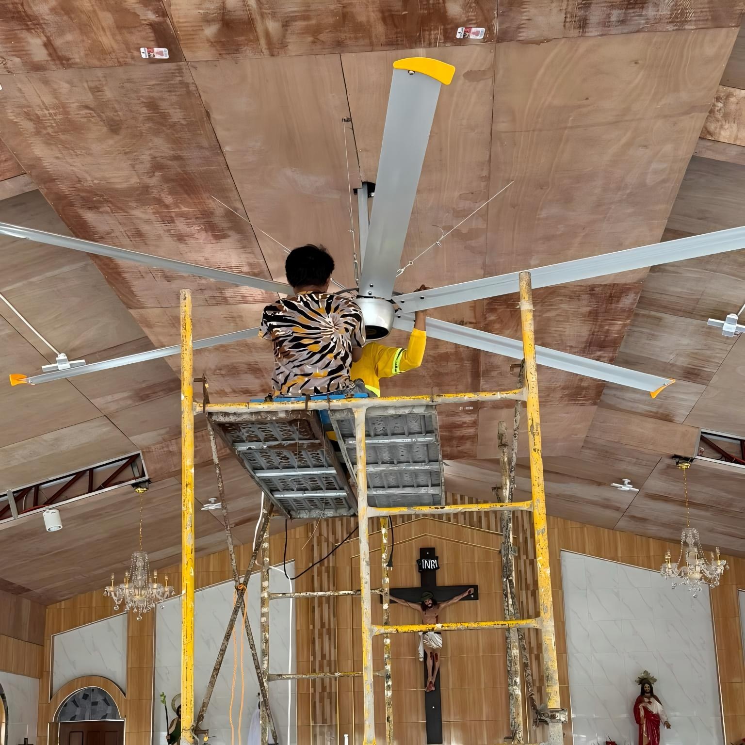 14ft 4.2m High Volume Low Speed Industrial HVLS Fan With Aerometal Blades BLDC Ceiling Fan