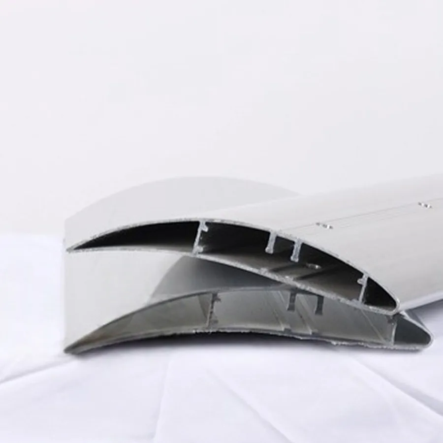 Detailed Photo 4