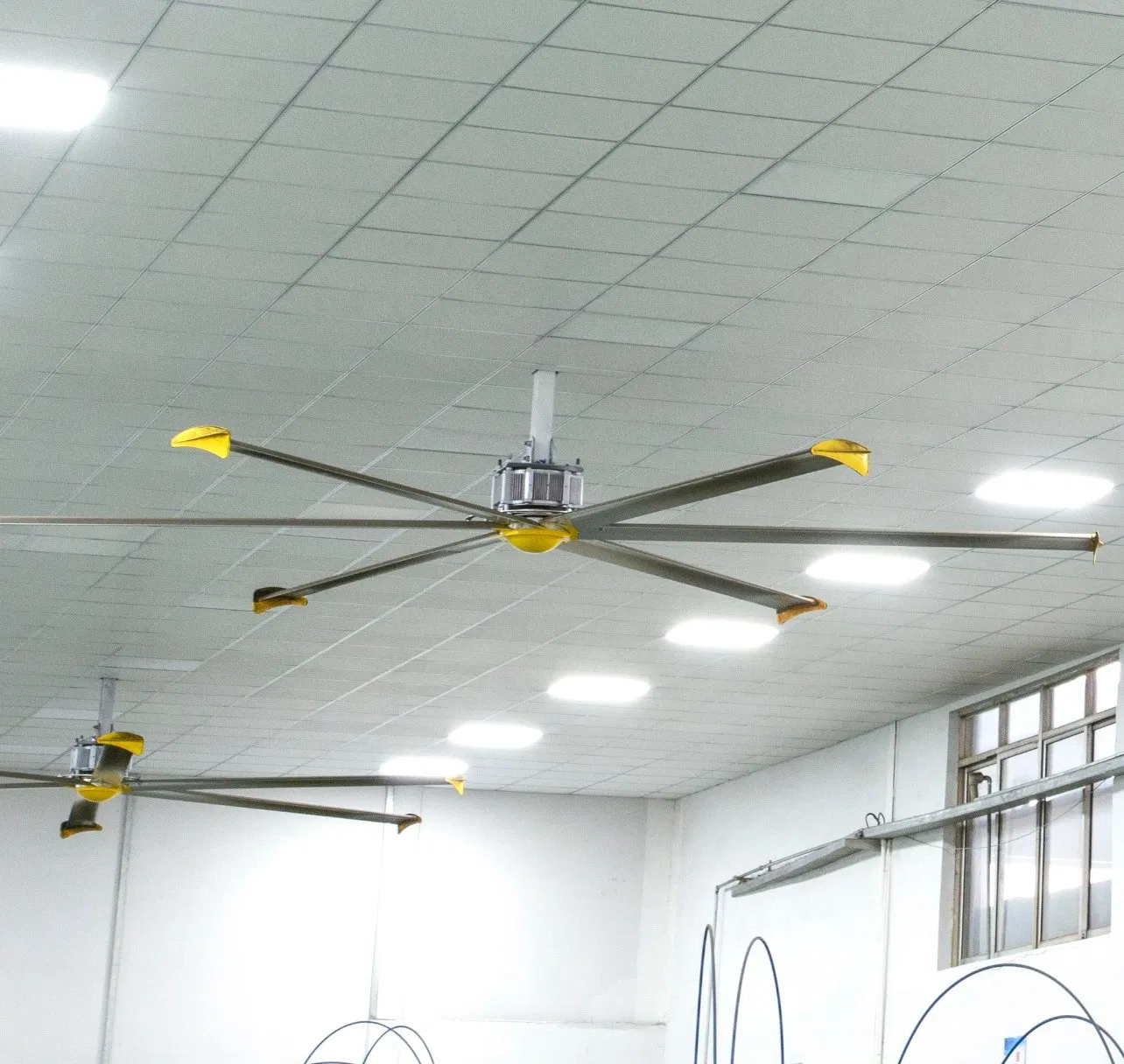 Big Size Air Cooling BLDC Hvsl Industrial Ceiling Fans for Outdoor Warehouses