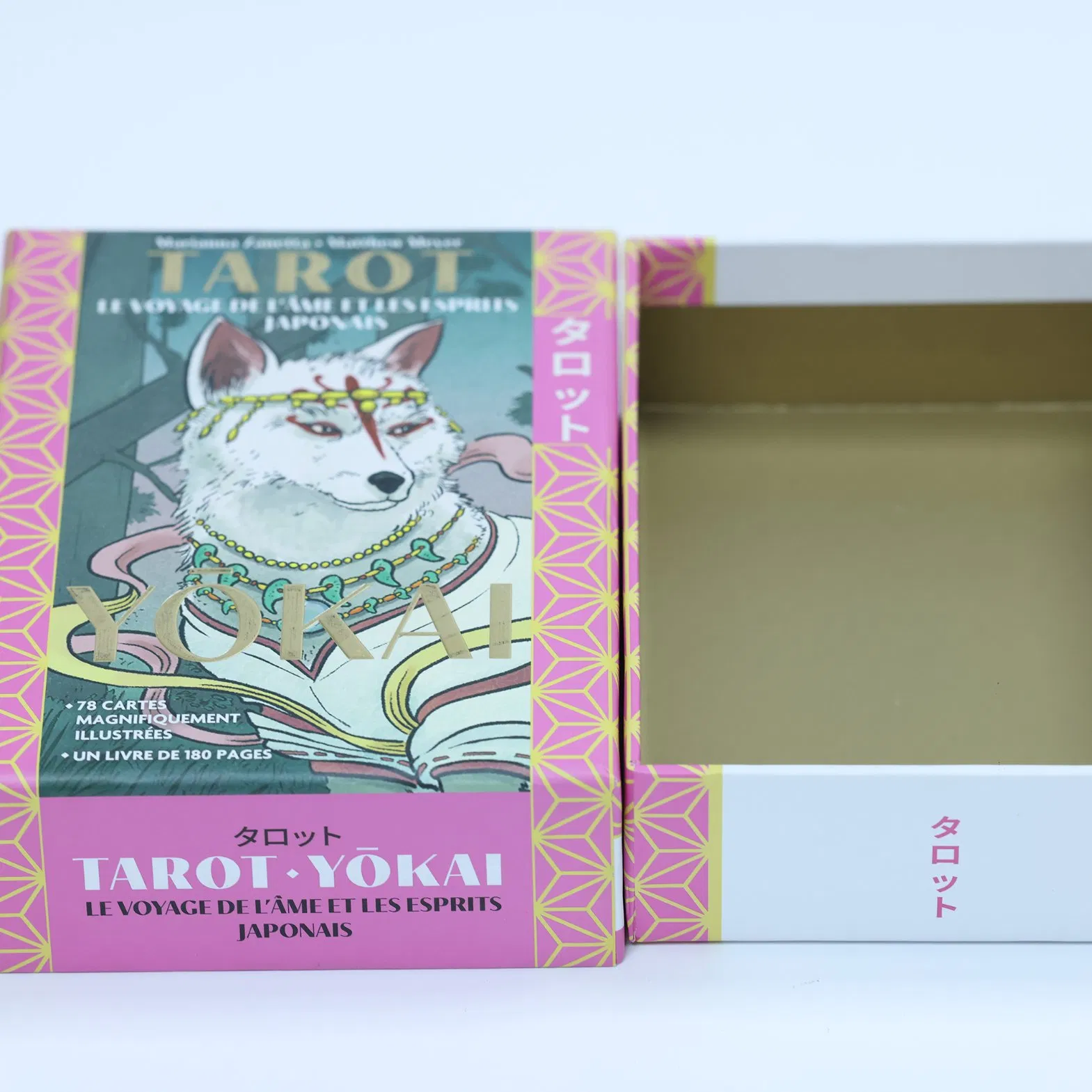 Creative Card Game for Family Learning and Sharing Experiences