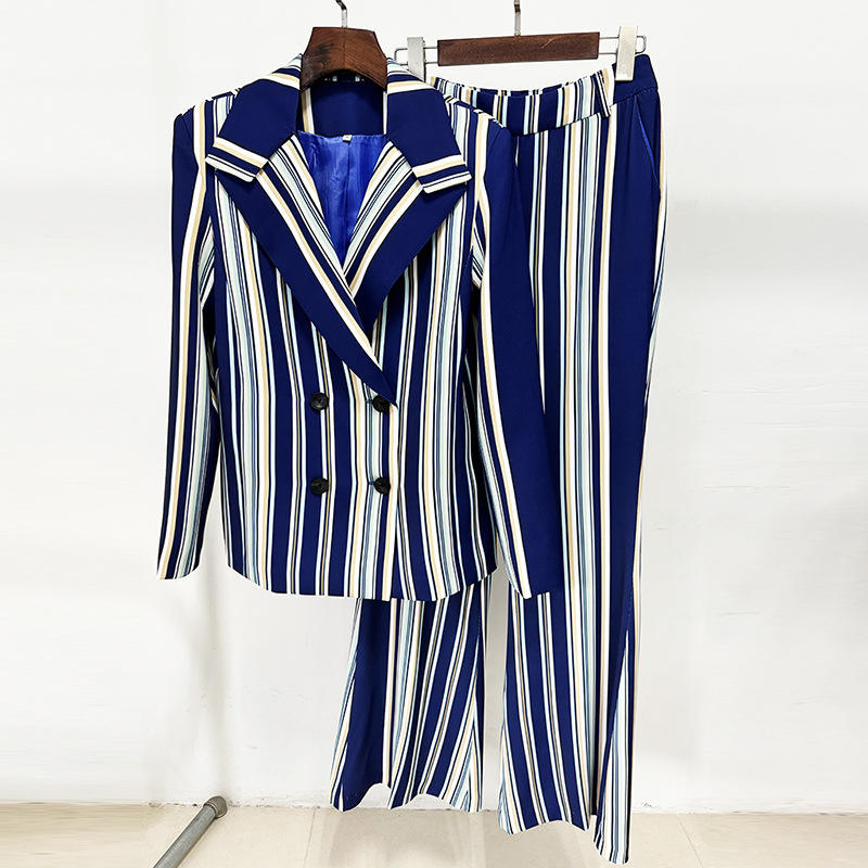 Plus Size Women's Fashion Blazers with Notched Lapel and Stretch Fabric for Comfort Fit Blazers Ladies Women