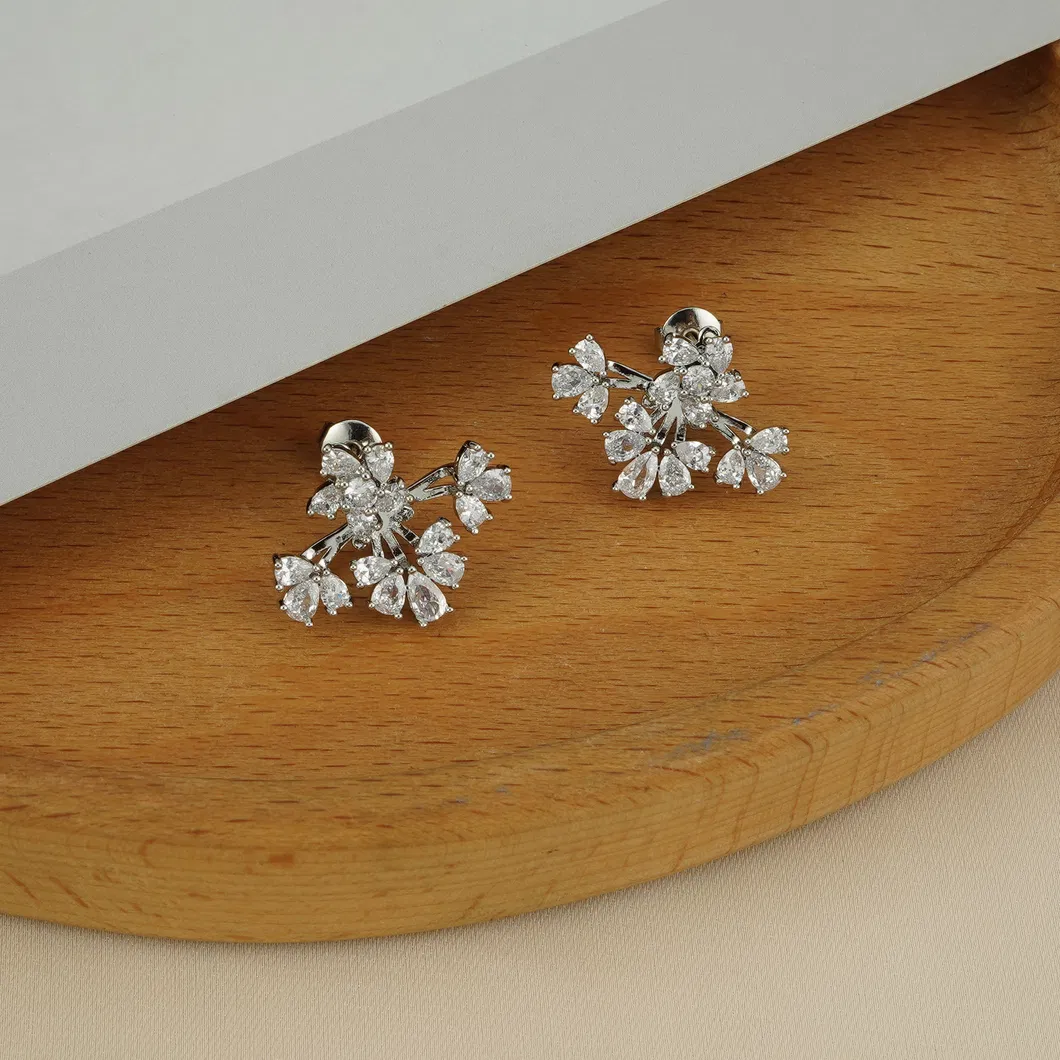 Earrings Detail 6