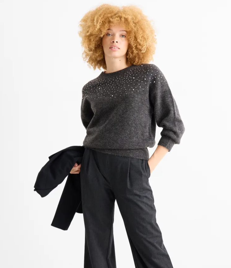 Customized Design Wholesale Women Winter Sweater for Fashionable Winter Wear