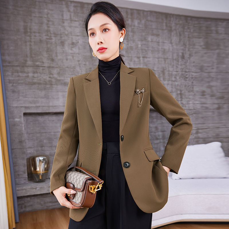 off Shoulder Ruffled Sleeve Hot Women's Suit with Tailored Shorts for Resort Wear Hot Women Suit