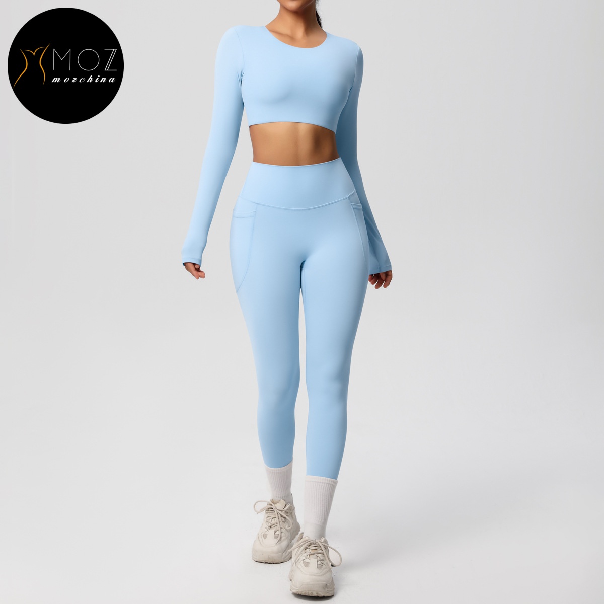 Women's Solid Brushed Breathable High-Stretch Crop Top &amp; Pocket Leggings 2-Piece Set Custom Logo Yoga Activewear for Running