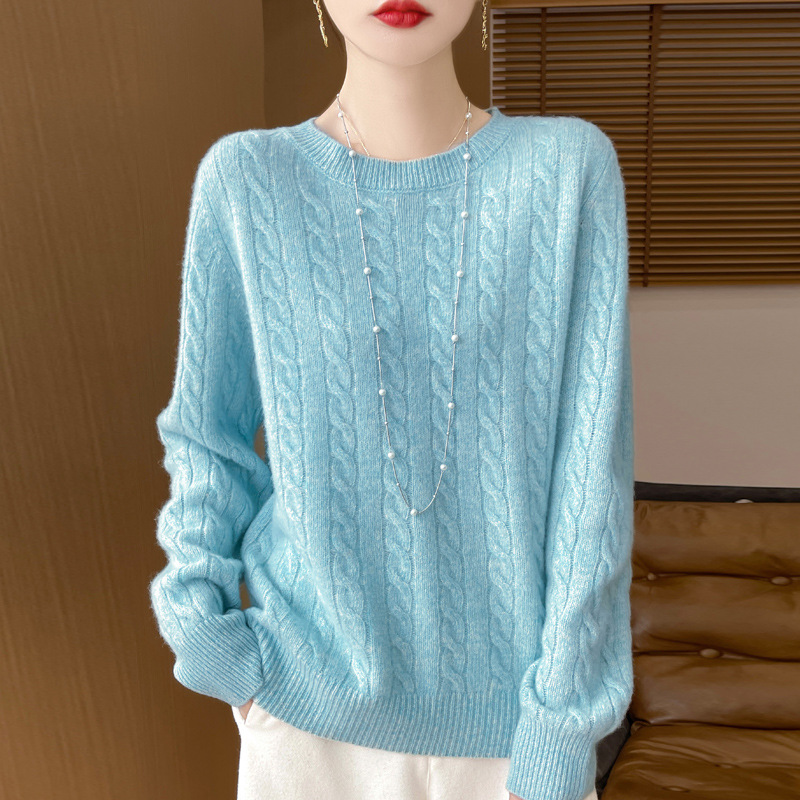 Women's New Soft Floral Yarn Neck Cable Knit Sweater Versatile Korean Style Wool Base Knitwear Loose and Fashionable