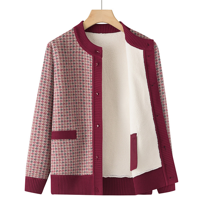 Women's Winter Outerwear with Fleece Lining for Middle-aged and Elderly Ladies, Suitable for Autumn and Winter.