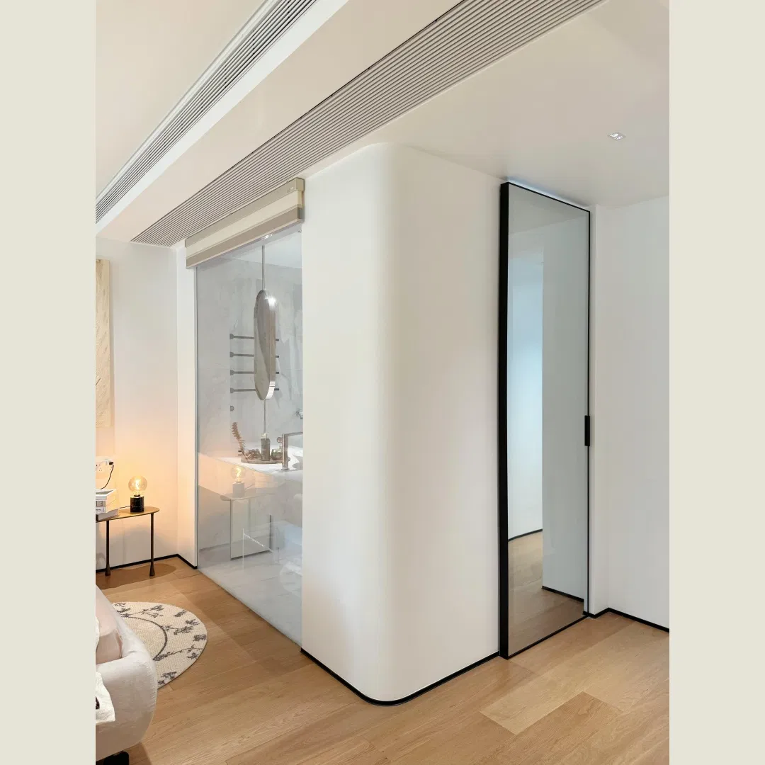 China Wholesale Stylish Ghost Aluminium Sliding Door Modern Minimalist Frameless Style Wear Resistant Sliding Door for Villa Resort Turnkey Works