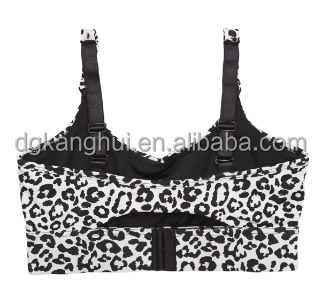 Maternity Sports Bra Detail