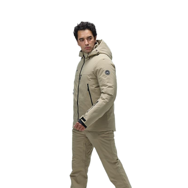 ODM Men Insulated Ski Wear with Fleece Lining and Quick Dry Fabric for Snowy Weather Resort.